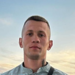 Александр Стручков