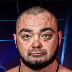Денис Казаков