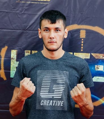 Жавохирбек Отаханов