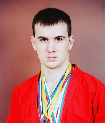 Антон Антонов
